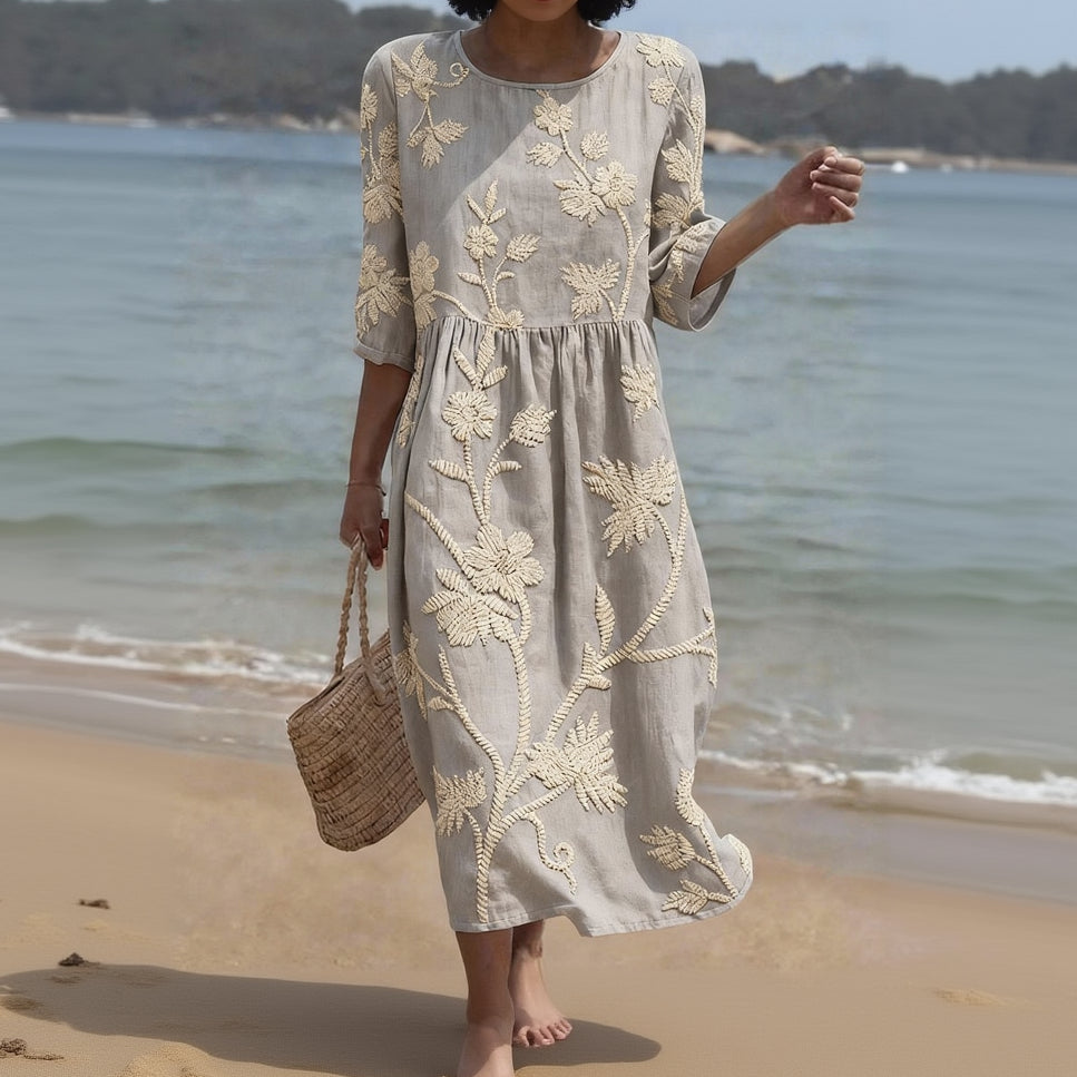 Alghero – Robe pour femme avec broderies florales
