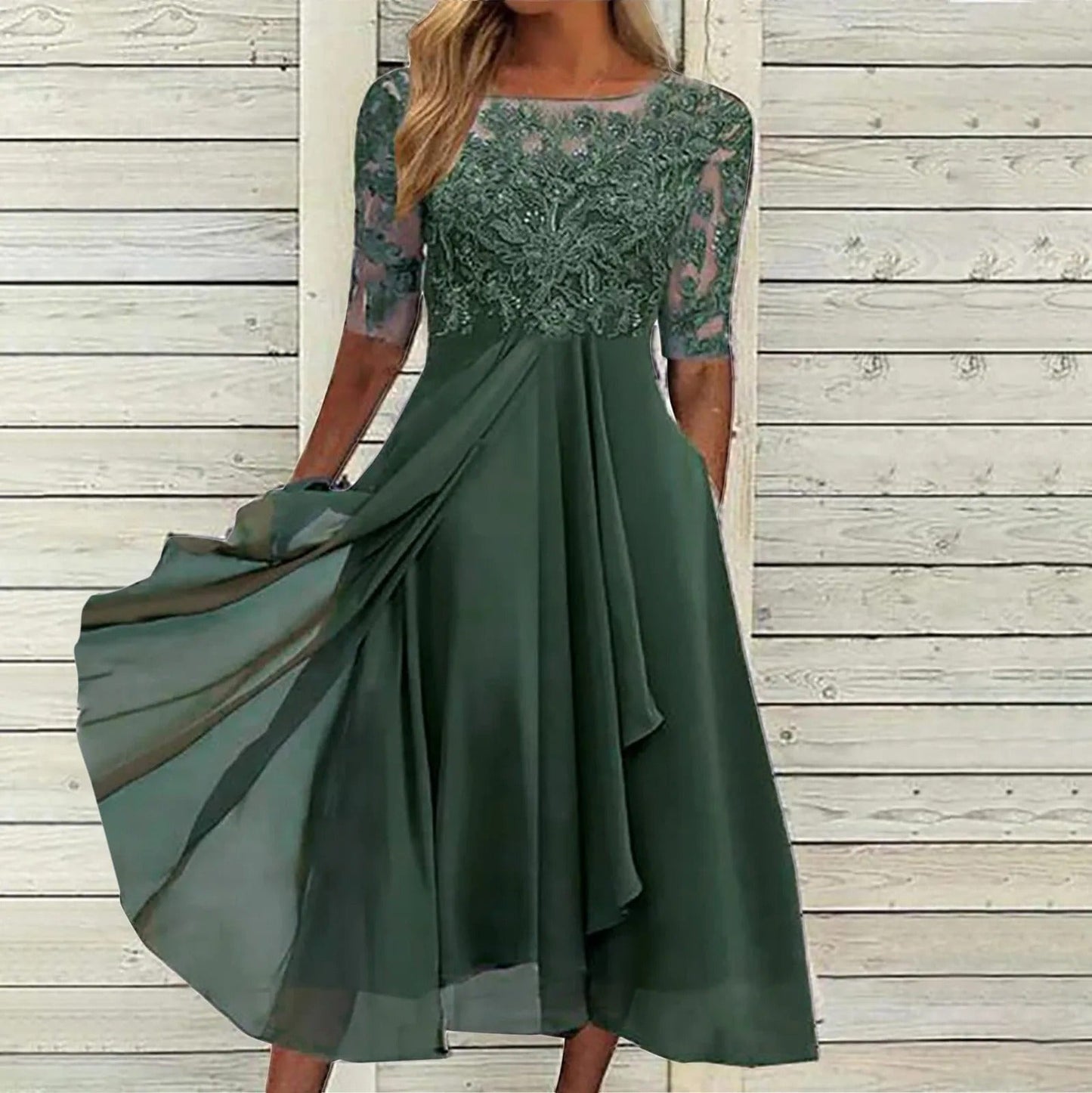 Zaria – La robe midi en dentelle qui vous va si bien